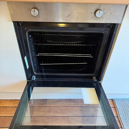 5 Brunswick - 04 אכסניה *