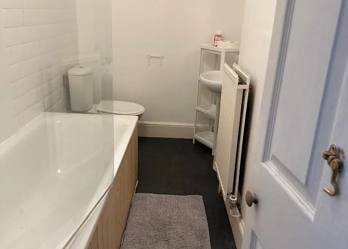 5 Brunswick - 04 Hostel *